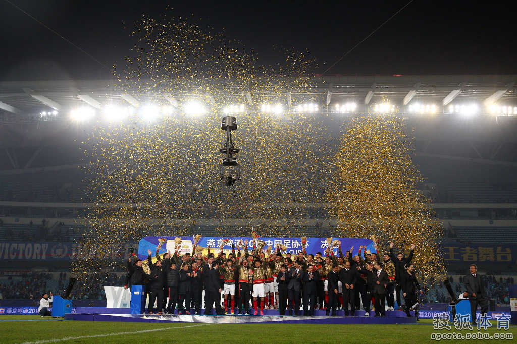 卫冕冠军力争加冕一役挑战在即的简单介绍