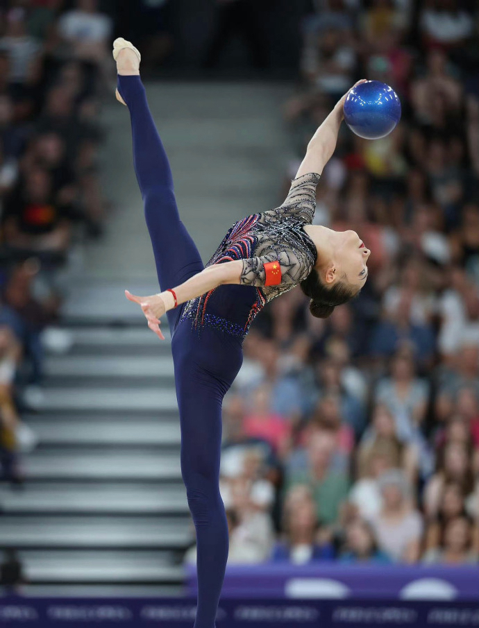 西班牙体操运动员惊艳全场 西班牙体操运动员惊艳全场