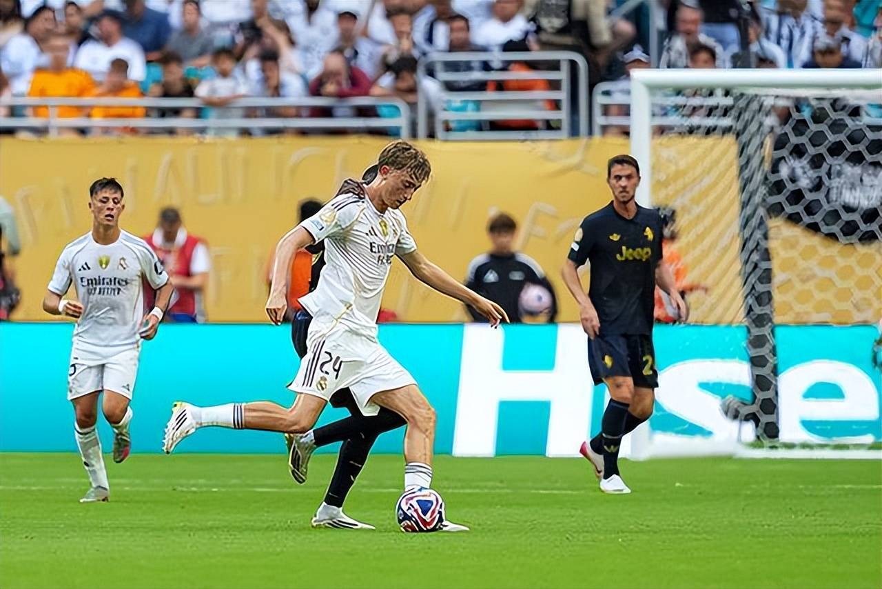 大巴黎客场淘汰尤文图斯晋级欧洲顶级联赛的简单介绍