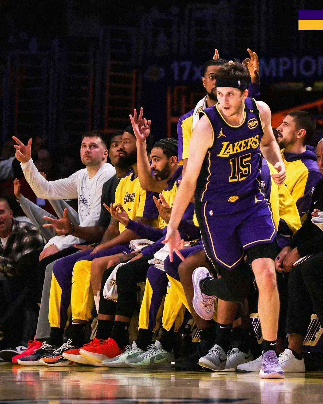 湖人胜雄鹿,戴维斯独占分篮板万众瞩目 湖人胜雄鹿,戴维斯独占分篮板万众瞩目