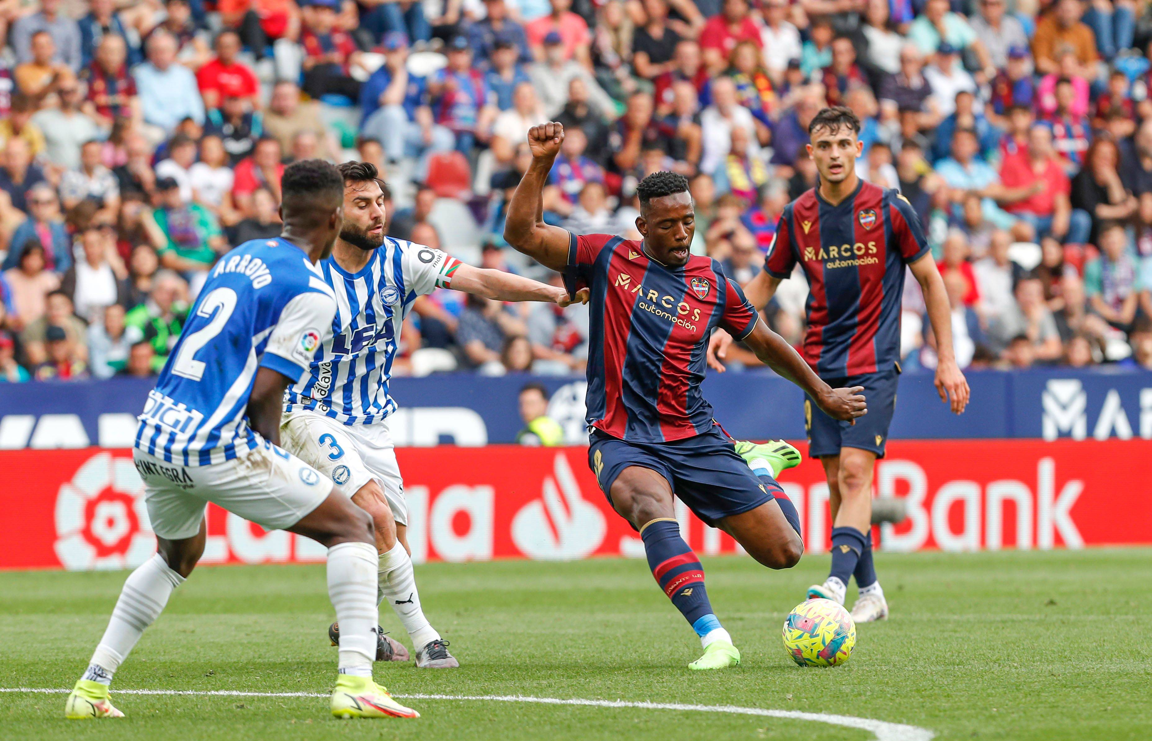 西班牙横扫巴黎，阿什拉夫状态火热