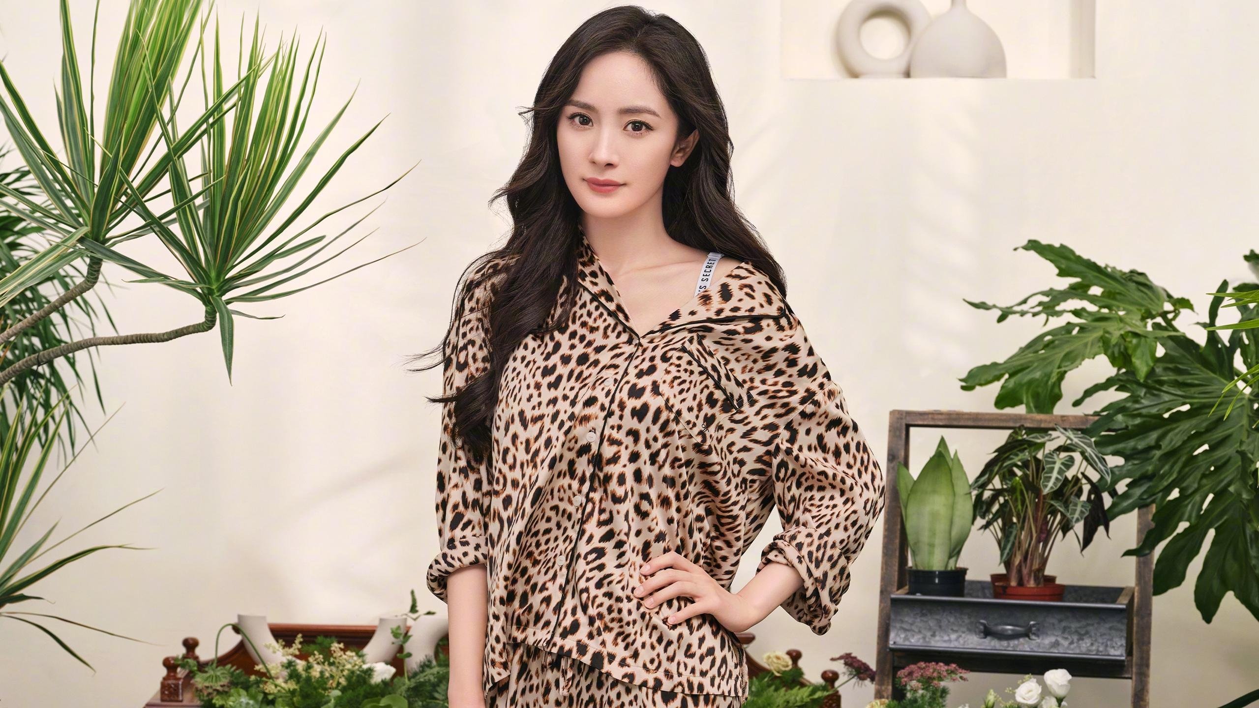 开云体育官网-天壤之别的同频共振,当马里决战乌拉圭之际,奥斯梅恩在西甲德比封神