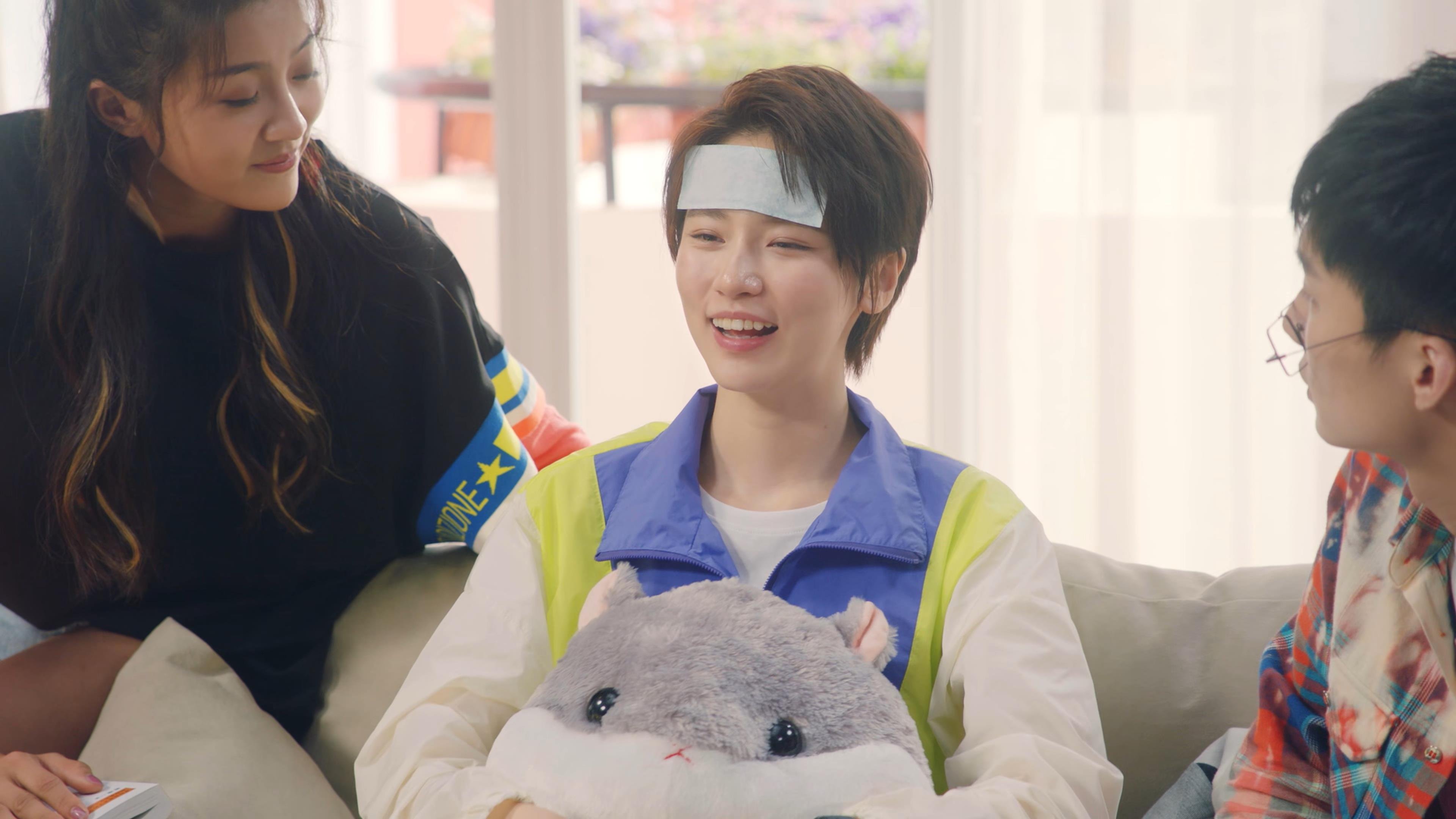 开云体育APP下载-黄浦江畔的镜像对局,当东方哈登的烟花照亮上海之夜