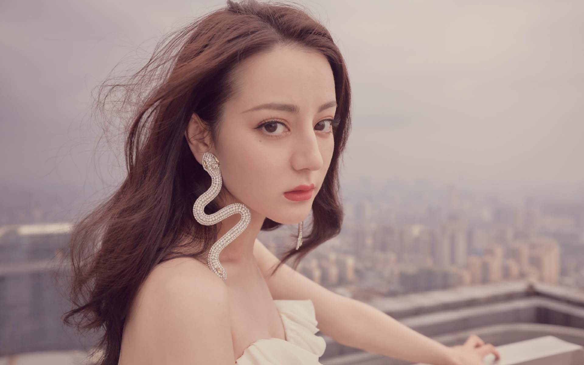 开云体育-年轻的獠牙，当新法国与新速度在同一夜晚刺痛世界旧秩序